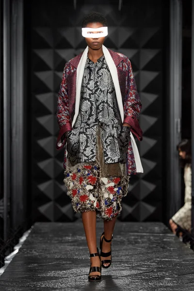 Look 43